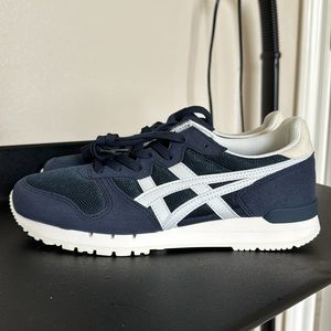 Brand New US Women Size 9 Onitsuka Tiger Shoes in Iron Navy and Glacier Grey